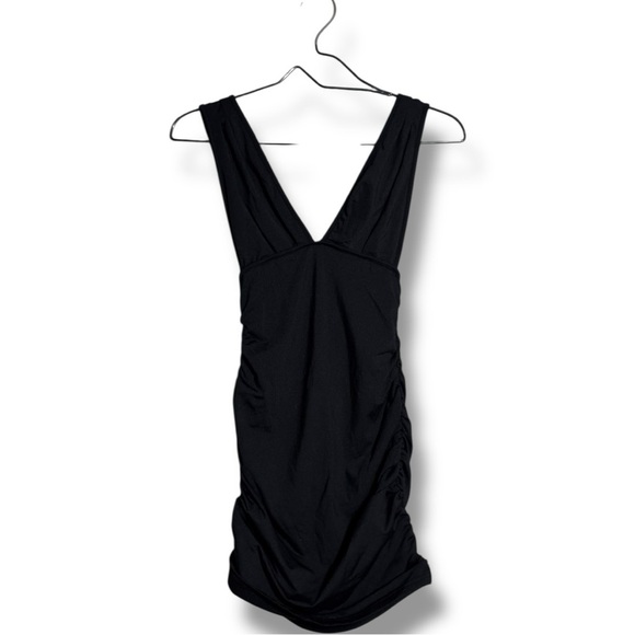 Unbranded Stretchy and Rouched on Sides Stylish Black V-Neck Bodycon Dress - Picture 15 of 16